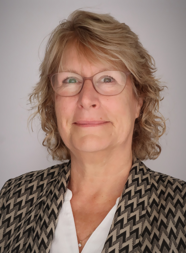 Headshot of Robin Todd