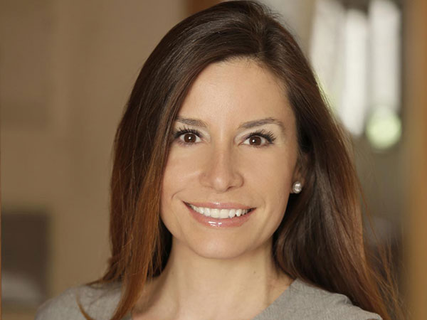 A portrait of Wendy Holman, W'97.