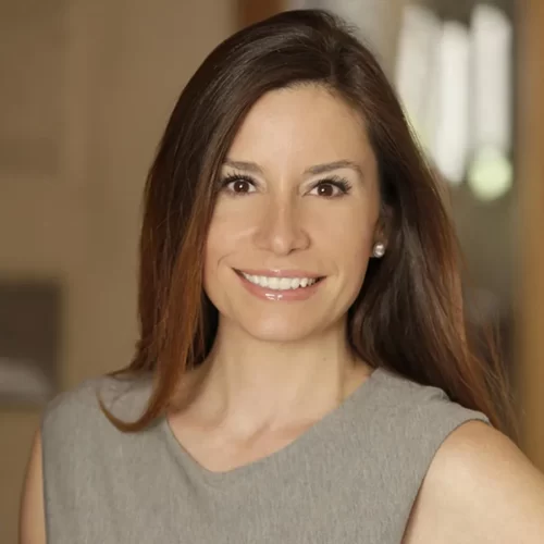 A portrait of Wendy Holman, W’97, Chair of the Trustee Development Committee at the University of Pennsylvania.