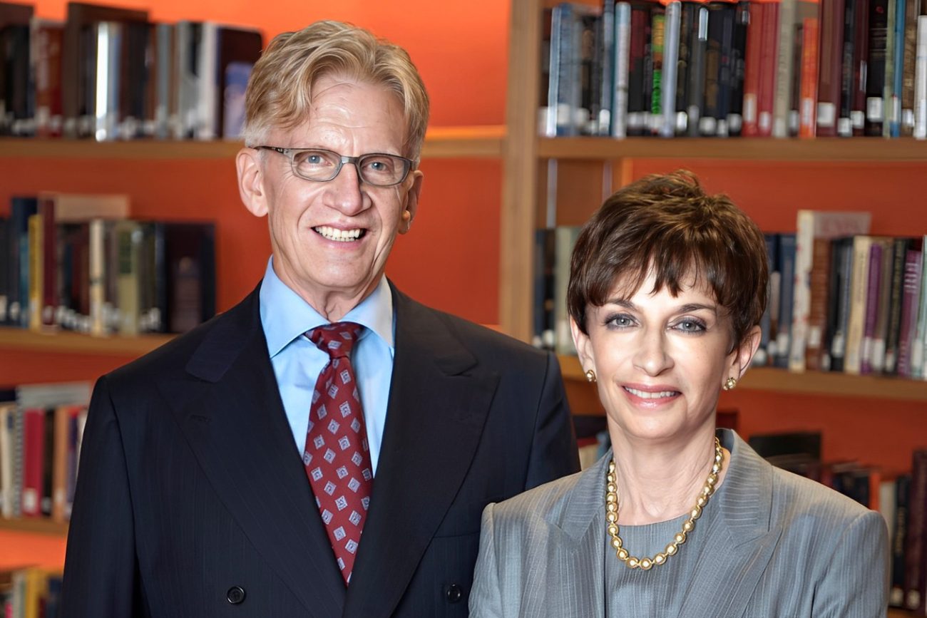 Stewart, W'62, and Judy Colton