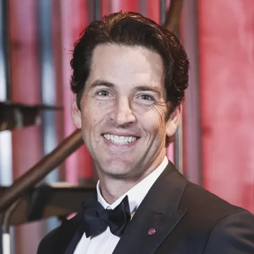 Kyle Kozloff, W'90, an advocate for the performing arts at the University of Pennsylvania, smiles for the camera during the 2017 Alumni Award of Merit ceremony.