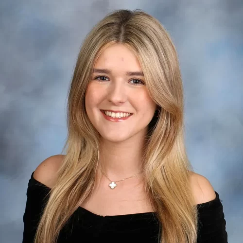 A portrait of Margaux Dacremont-Kobouloff, W'25, a former volunteer for Seniors for The Penn Fund.